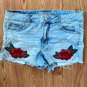 American Eagle Embroidered Floral Flower Rose Jean Denim Shorts Sz 14